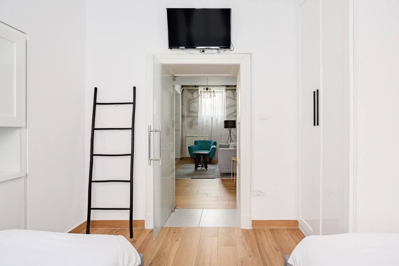 Hostgost Selected Suites - Molerova 9 Belgrade Extérieur photo