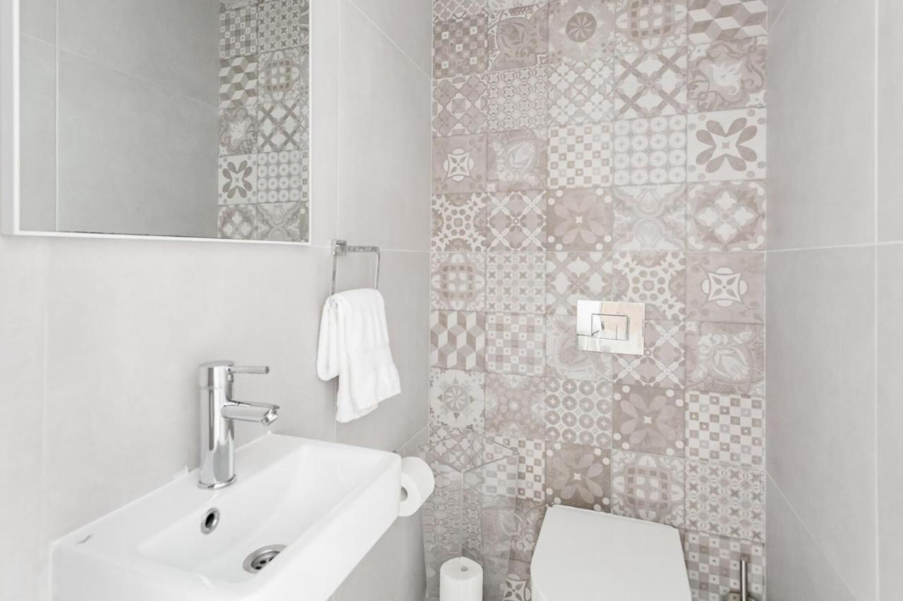 Hostgost Selected Suites - Molerova 9 Belgrade Extérieur photo